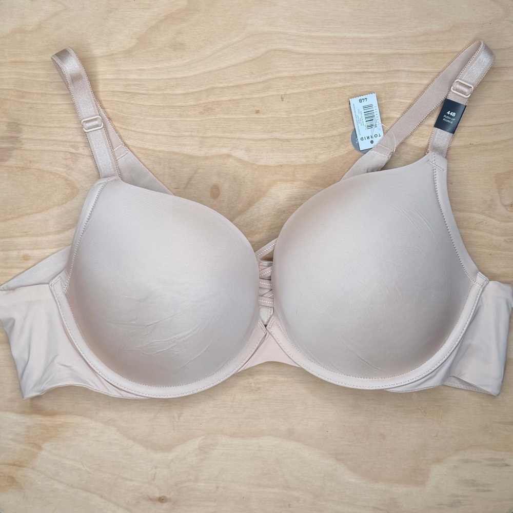 NWT Torrid Curve 360 Back Smoothing Push Up Plunge Size 44B
